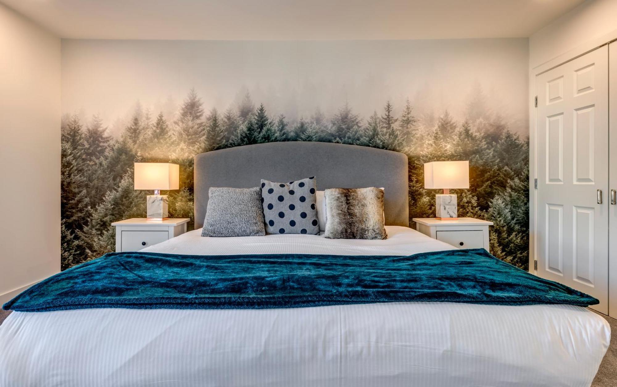 The Lookout Penthouse // A Luxe Suite In Whistler Esterno foto